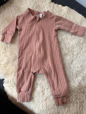 Kate Quinn - footless sleeper in terracotta brown